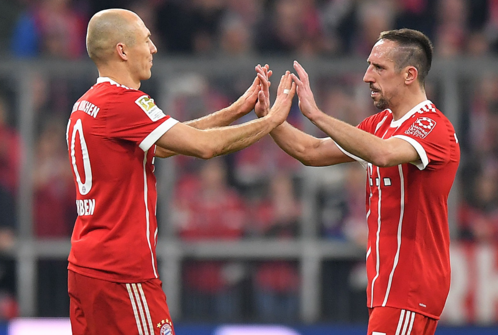 罗马训练开放日；今夜手感冰凉引欢呼；德甲在即；纪律约束更严格(冷冷的夜风完整版原唱)